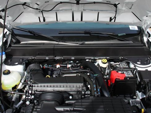 Used 2025 Ford Maverick XLT w/ Equipment Group 302A image 15