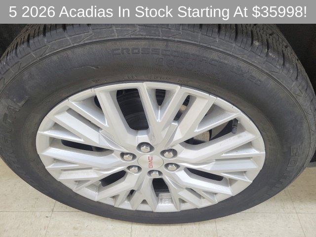 Used 2026 GMC Acadia Elevation w/ Elevation Premium Package FWD image 5