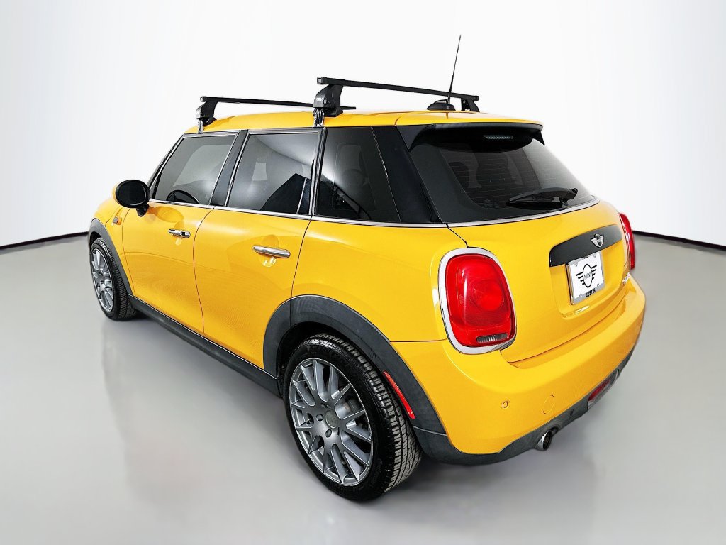 Used 2018 MINI Cooper 4-Door Hardtop FWD image 7