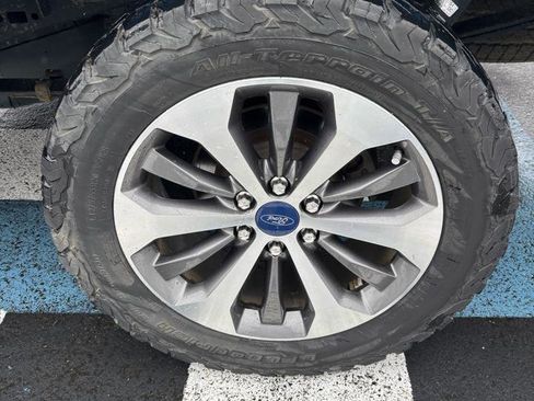 Used 2019 Ford F150 XL w/ Equipment Group 101A Mid AWD/4WD image 14