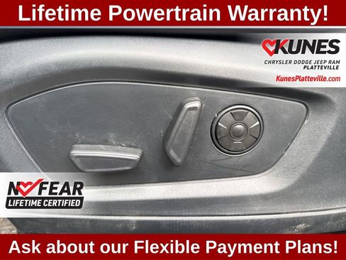 Used 2021 Ford Explorer Platinum image 30