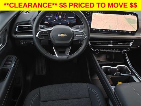 New 2026 Chevrolet Traverse LT w/ Driver Confidence Package FWD image 18