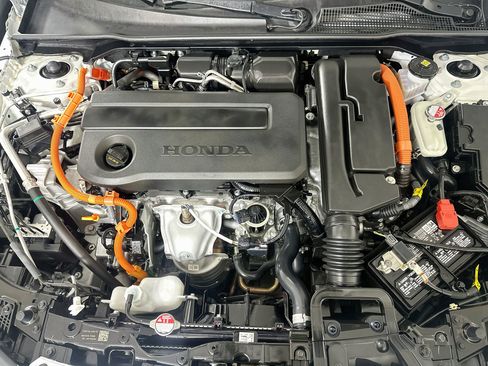 Used 2025 Honda Civic FWD Hybrid Sedan image 31