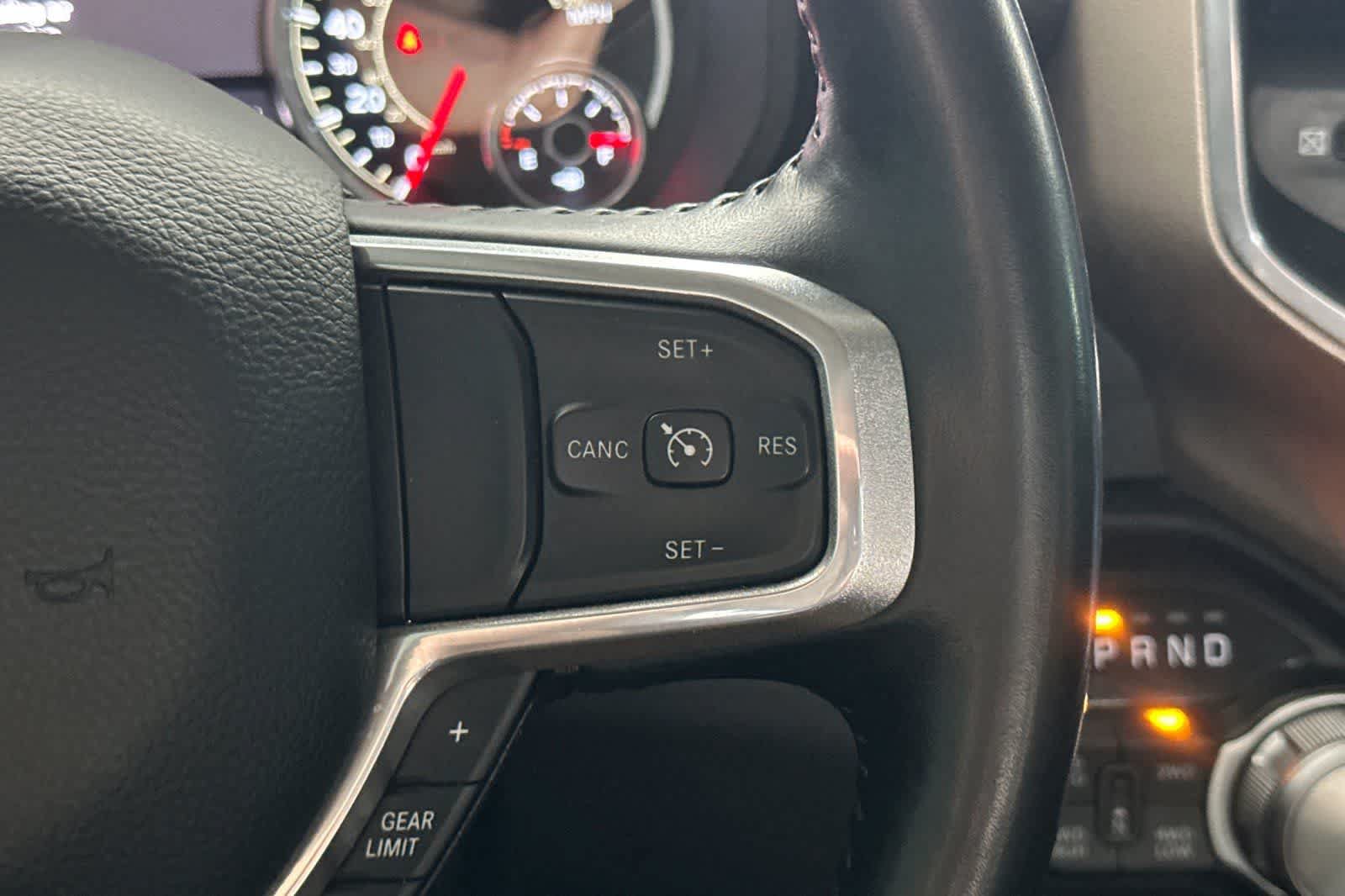 Used 2022 RAM 1500 Laramie AWD/4WD image 27