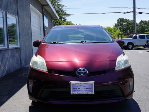Used 2013 Toyota Prius Persona Series FWD image 6