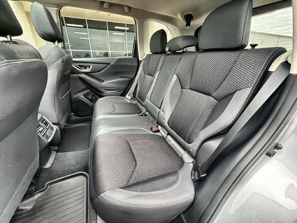 Used 2021 Subaru Forester Premium AWD/4WD image 23