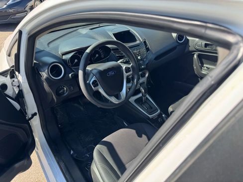 Used 2018 Ford Fiesta SE image 10