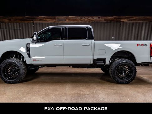 Used 2026 Ford F250 Platinum image 6