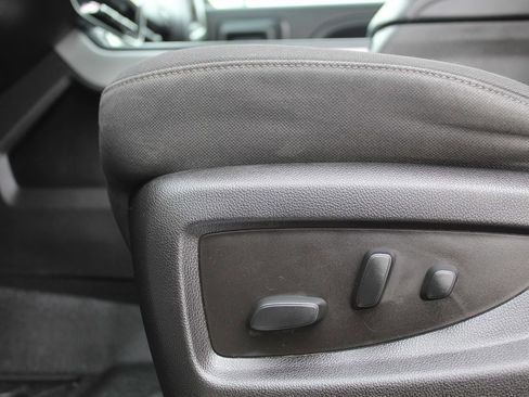 Used 2018 Chevrolet Silverado 1500 LT w/ All Star Edition image 11