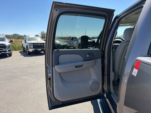 Used 2011 GMC Sierra 2500 SLT w/ SLT Convenience Package AWD/4WD image 14