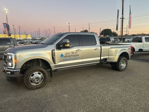 Used 2023 Ford F350 Lariat w/ Lariat Ultimate Package image 6
