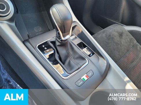 Used 2024 Alfa Romeo Tonale Veloce AWD/4WD image 22