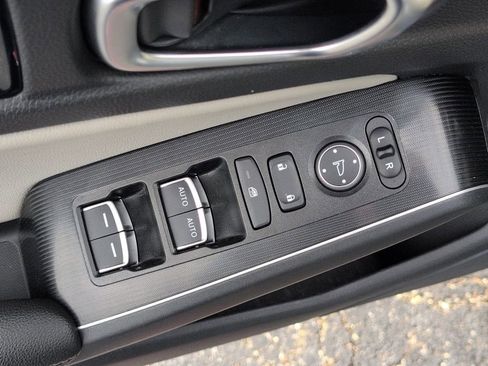 Used 2024 Honda Civic Touring image 16