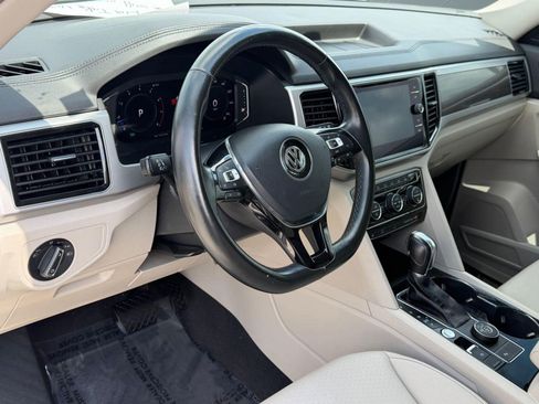 Used 2019 Volkswagen Atlas SEL image 4