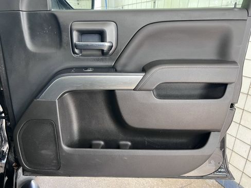 Used 2018 Chevrolet Silverado 1500 LT w/ All Star Edition AWD/4WD image 22