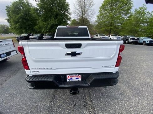 New 2025 Chevrolet Silverado 2500 Custom w/ Custom Value Package image 4