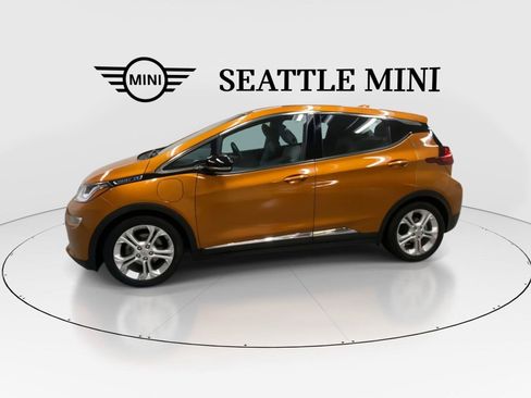 Used 2017 Chevrolet Bolt LT FWD image 6