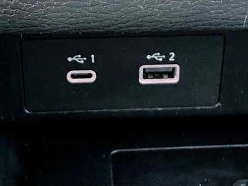 Used 2024 Mitsubishi Outlander SE Black Edition image 33