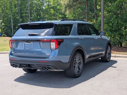 New 2026 Ford Explorer ST AWD/4WD image 3