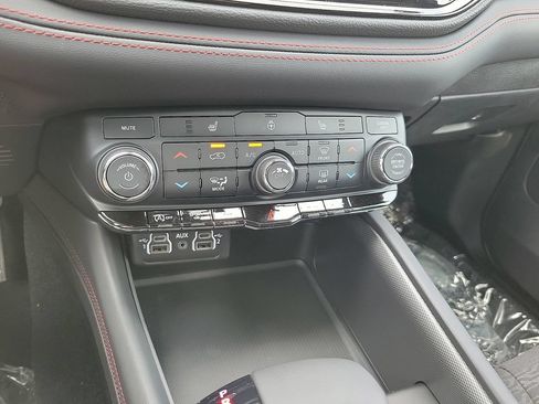 New 2026 Dodge Durango GT w/ Blacktop Package RWD image 18