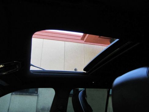 Used 2022 Jeep Grand Cherokee Summit w/ Advanced Protech Group IV image 17