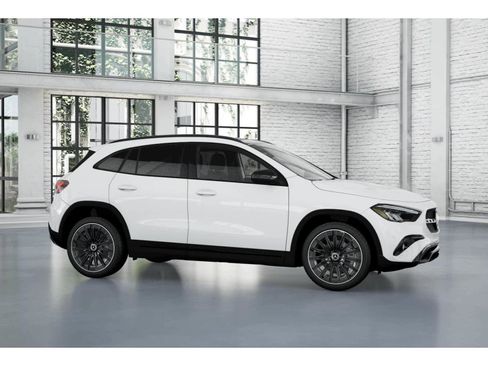 Used 2026 Mercedes-Benz GLA 250 image 14