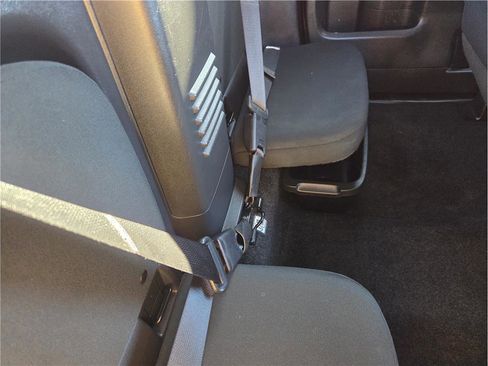 Used 2024 Nissan Frontier S w/ S Utility Package image 28