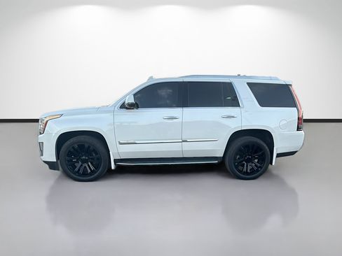 Used 2016 Cadillac Escalade Luxury RWD image 6