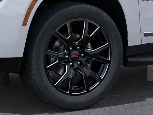 New 2026 GMC Yukon Denali w/ Advanced Technology Package AWD/4WD image 9