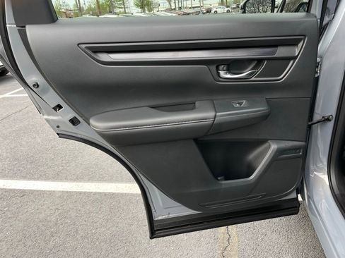 Certified 2025 Honda CR-V EX image 38