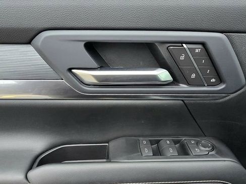 New 2026 GMC Terrain Elevation w/ Elevation Premium Package image 23