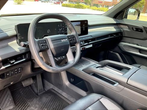 Used 2027 Kia Telluride EX X-Line w/ Towing Package AWD/4WD image 2