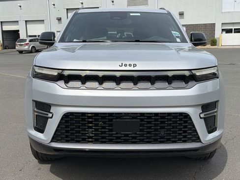 New 2026 Jeep Grand Wagoneer L Limited AWD/4WD image 14