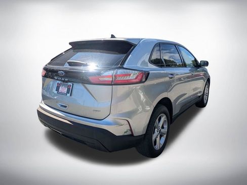 Used 2024 Ford Edge SE w/ Cargo Accessory Package AWD/4WD image 3