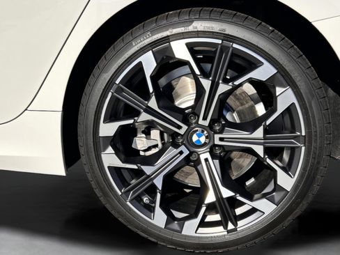 Used 2026 BMW 330i Sedan w/ Convenience Package image 7