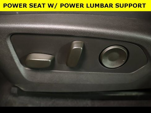 Used 2024 Chevrolet Colorado Z71 w/ Z71 Convenience Package 2 image 8