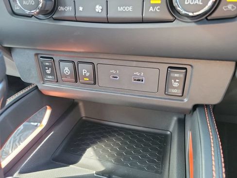 New 2026 Nissan Frontier Pro-X w/ Pro-X Convenience Package RWD image 18
