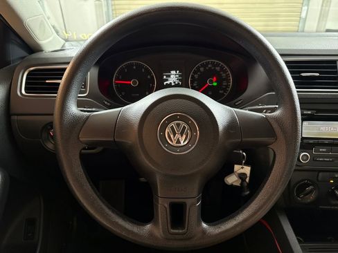Used 2014 Volkswagen Jetta SE image 15