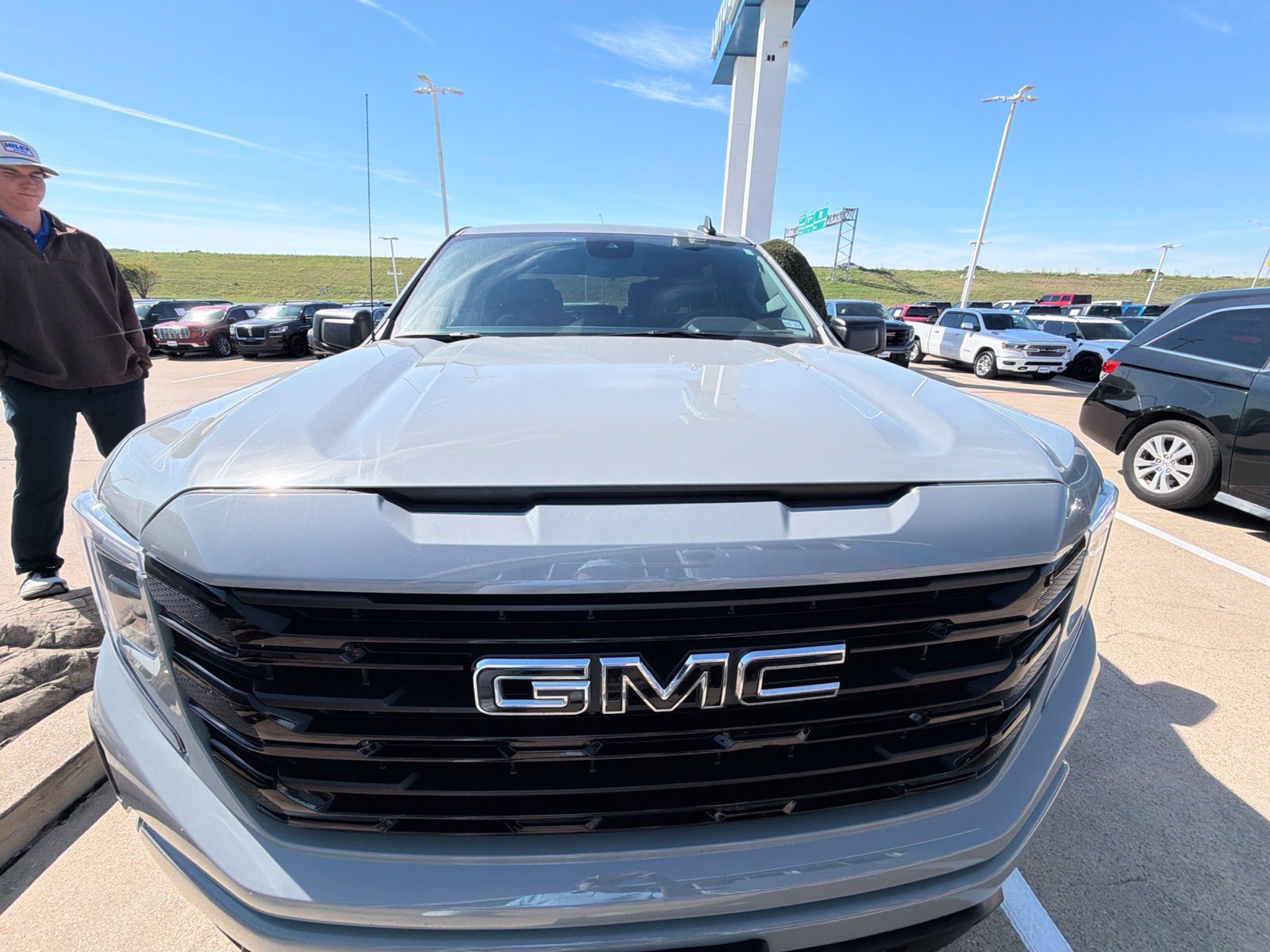 Used 2024 GMC Sierra 1500 Elevation w/ LPO, Elevation Black Package AWD/4WD image 17