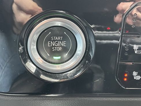 Certified 2022 GMC Sierra 1500 SLT w/ SLT Convenience Package image 34