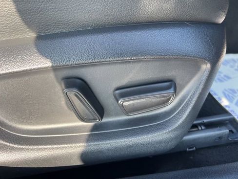 Used 2023 Toyota Camry XSE image 33