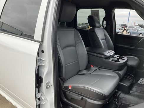 Used 2025 RAM 3500 Tradesman AWD/4WD image 17