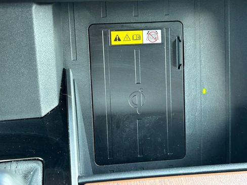 Used 2022 Toyota Tundra 1794 Edition image 37