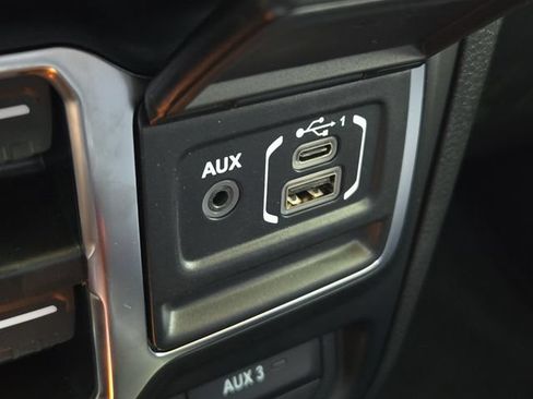 Certified 2026 Jeep Wrangler Unlimited Sport AWD/4WD image 22