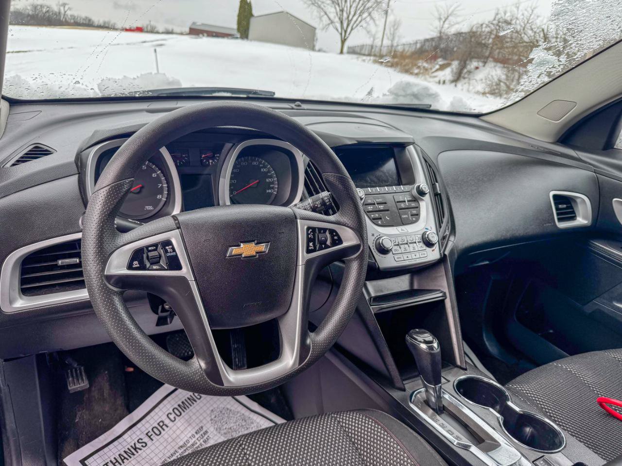 Used 2017 Chevrolet Equinox LT FWD image 12