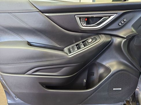 Used 2019 Subaru Forester Touring AWD/4WD image 29