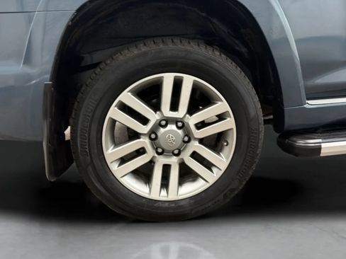 Used 2013 Toyota 4Runner SR5 AWD/4WD image 25