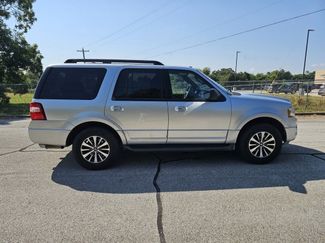 Used 2015 Ford Expedition XLT image 1