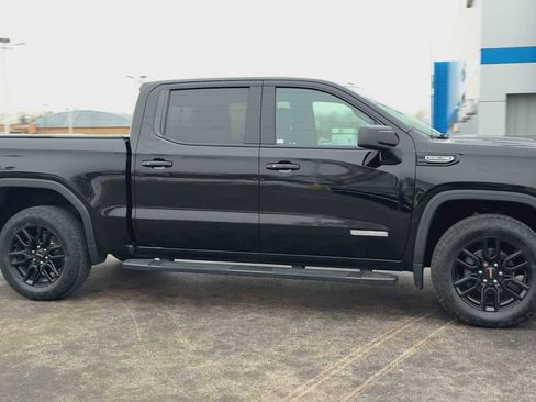 Used 2021 GMC Sierra 1500 Elevation w/ Preferred Package image 9