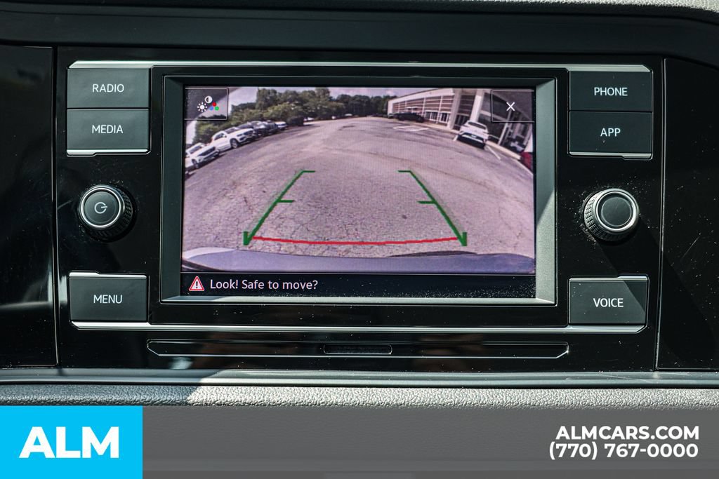 Used 2024 Volkswagen Jetta SE FWD image 34